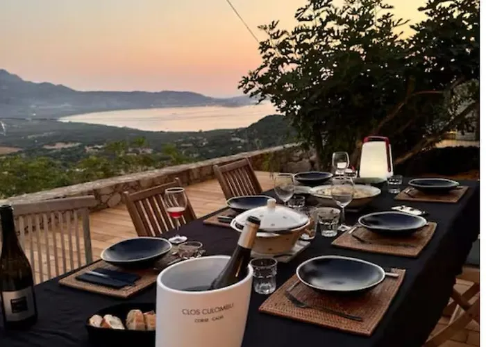 Maison De Village Atypique A Cappella